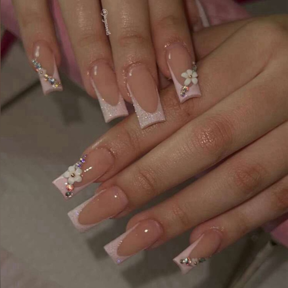 *NEW* Press on Nails flower design (long)